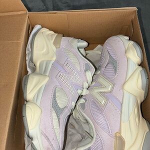 New Balance Kids Sneakers - Lavender and Cream